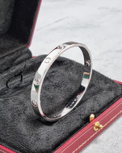 Cartier love classic - love,