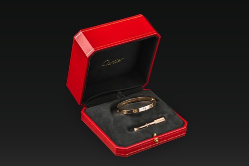 Cartier love classic 18ct rose - love,